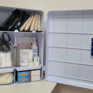 ארון עזרה ראשונה בסיסי