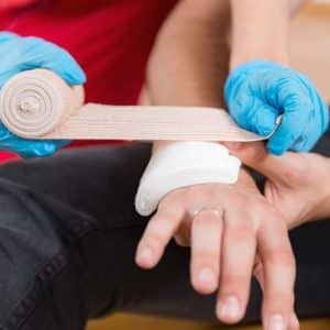 עזרה ראשונה בעבודה