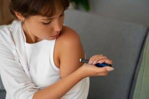 איך להשתמש במזרק אפיפן