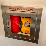 דפיברילטור בבתי ספר
